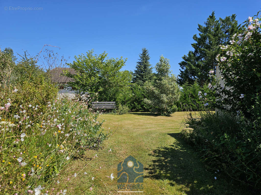 Maison à SAINT-SYLVESTRE-PRAGOULIN