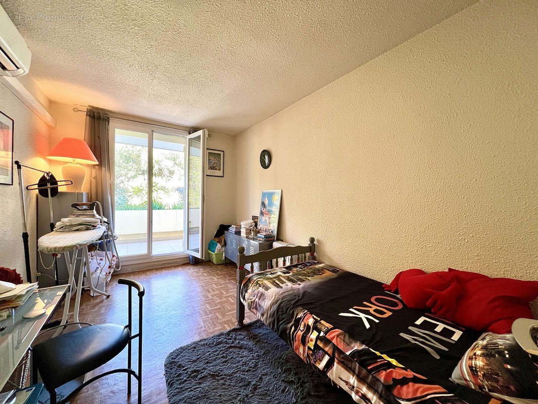 Appartement à MARSEILLE-13E