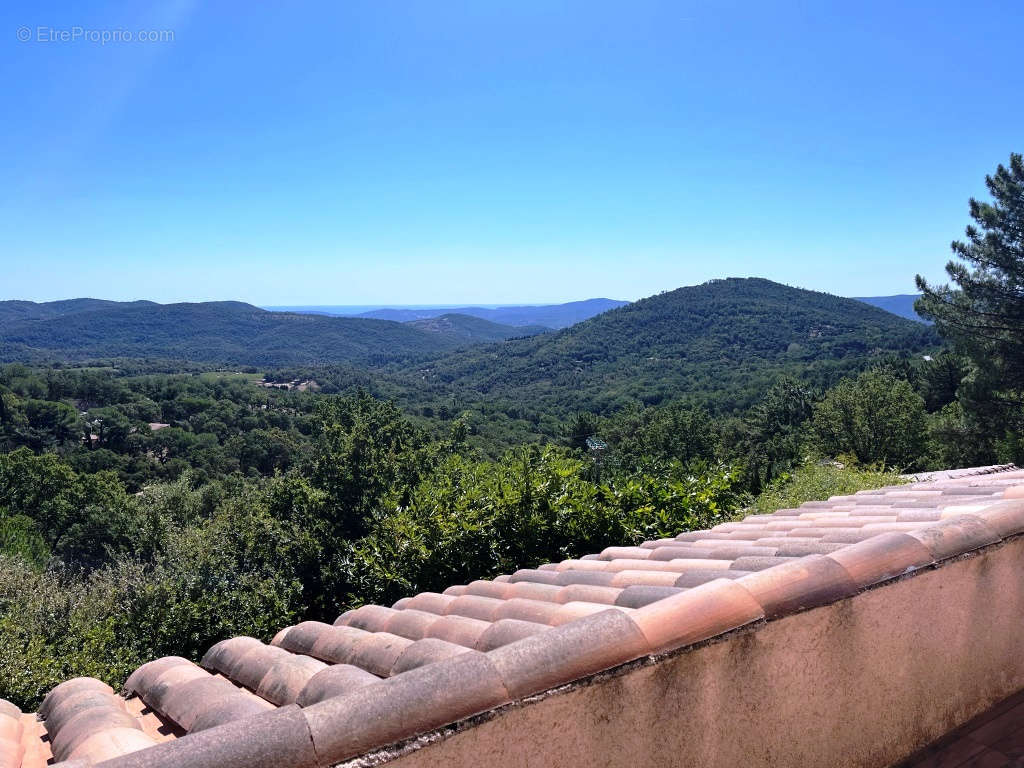 Maison à LA GARDE-FREINET