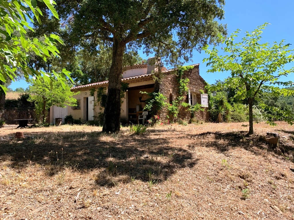 Maison à LA GARDE-FREINET