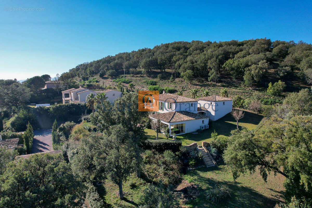 Maison à GRIMAUD