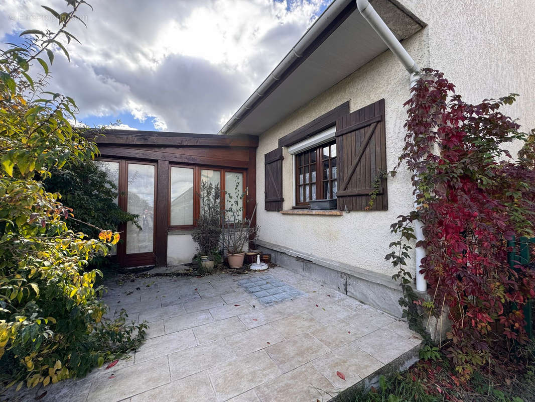 Maison à BALLANCOURT-SUR-ESSONNE