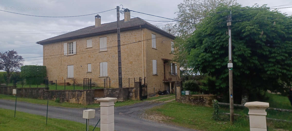 Maison à SARLAT-LA-CANEDA