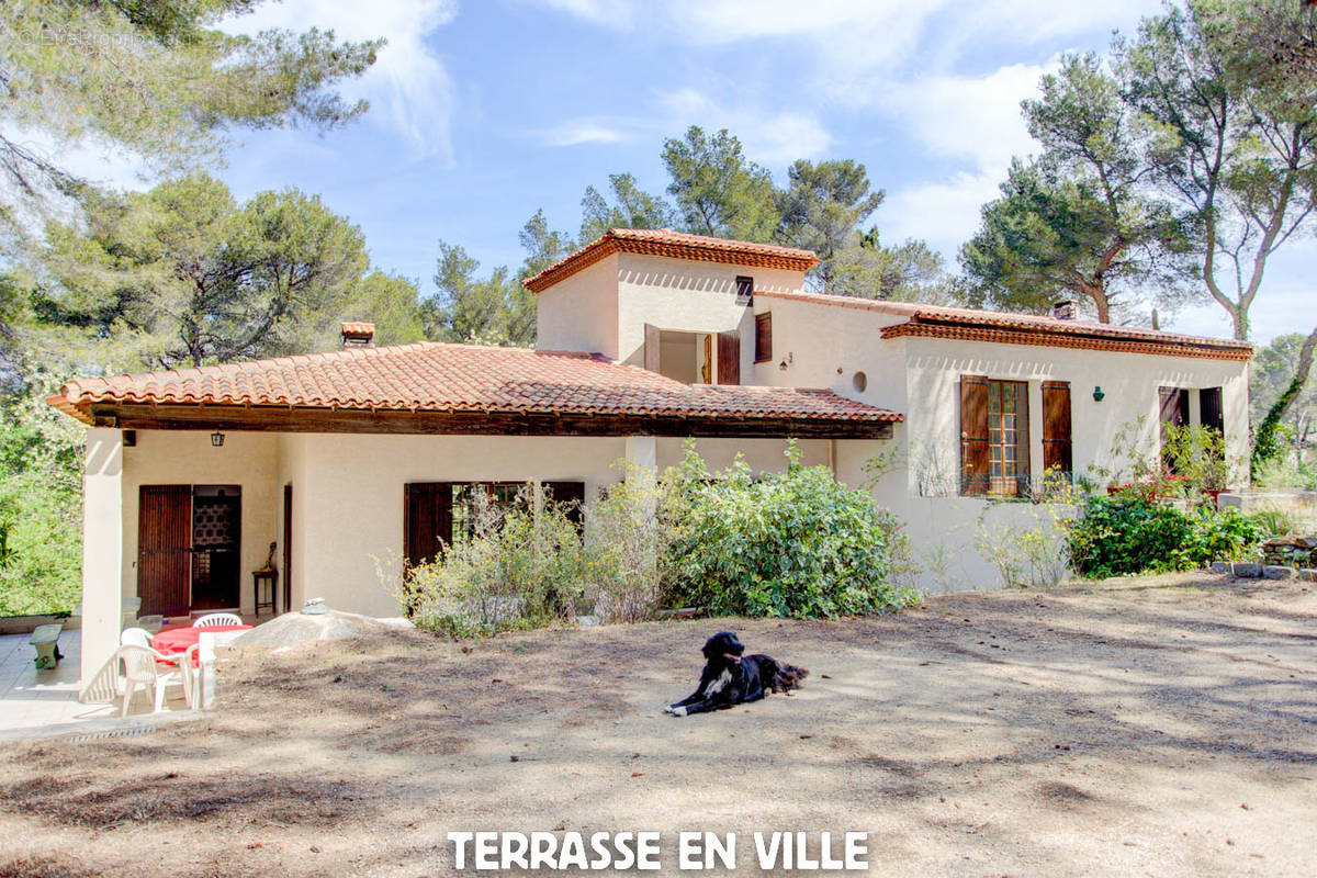 Maison à ENSUES-LA-REDONNE