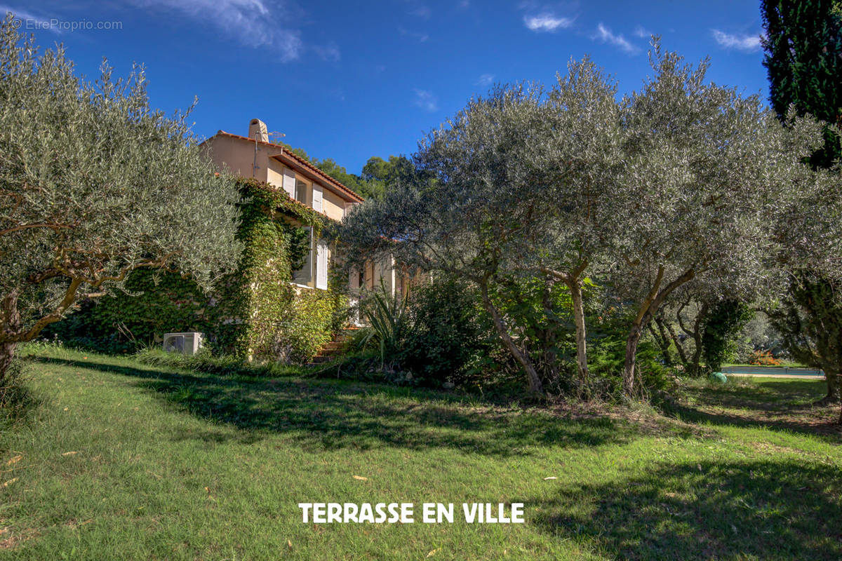 Maison à AIX-EN-PROVENCE