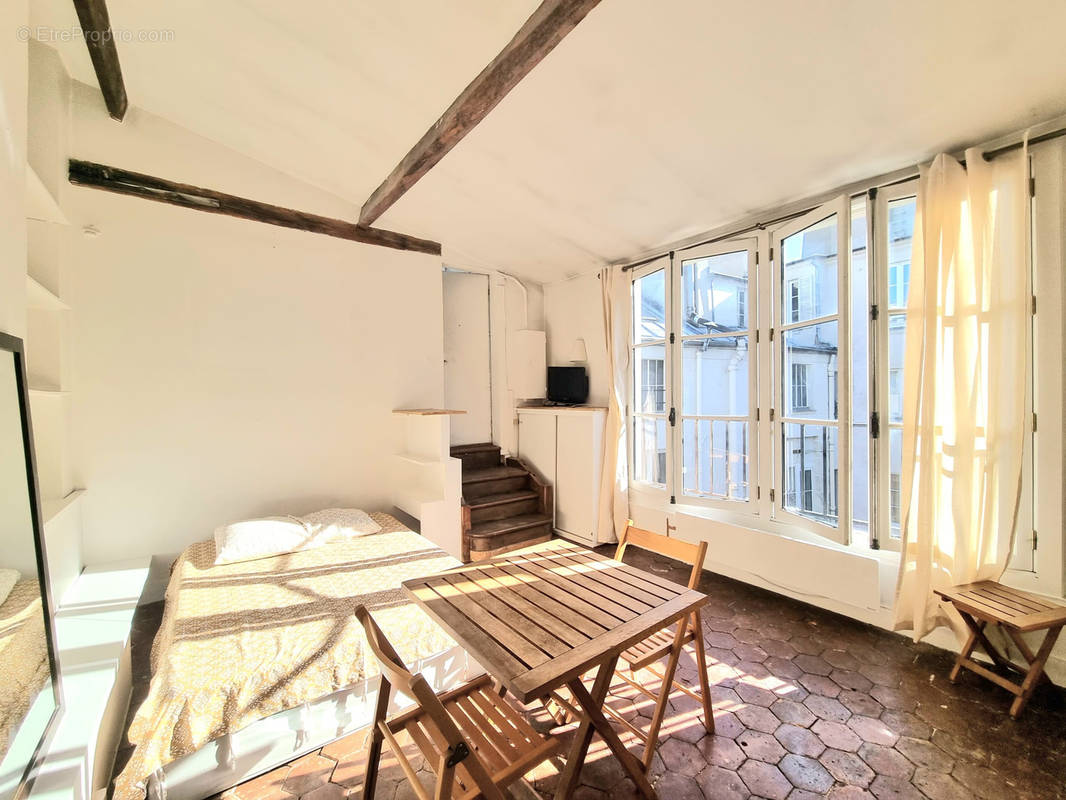 Appartement à PARIS-6E