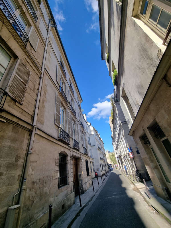 Appartement à PARIS-6E