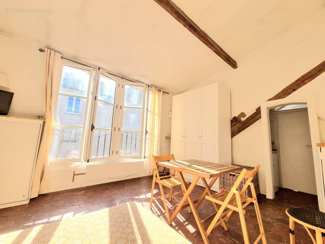 Appartement à PARIS-6E