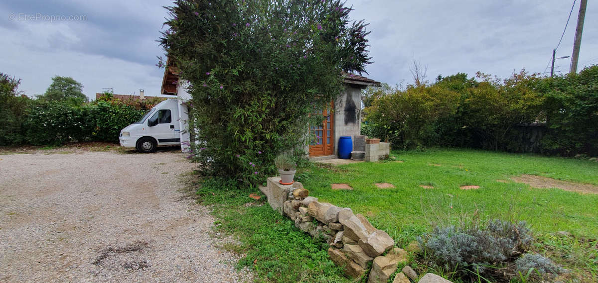 Maison à SAINT-MAURICE-DE-REMENS