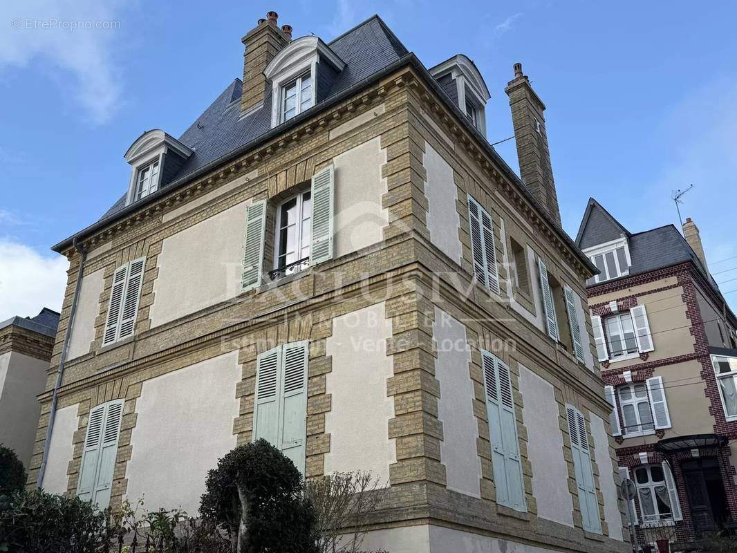 Appartement à TROUVILLE-SUR-MER