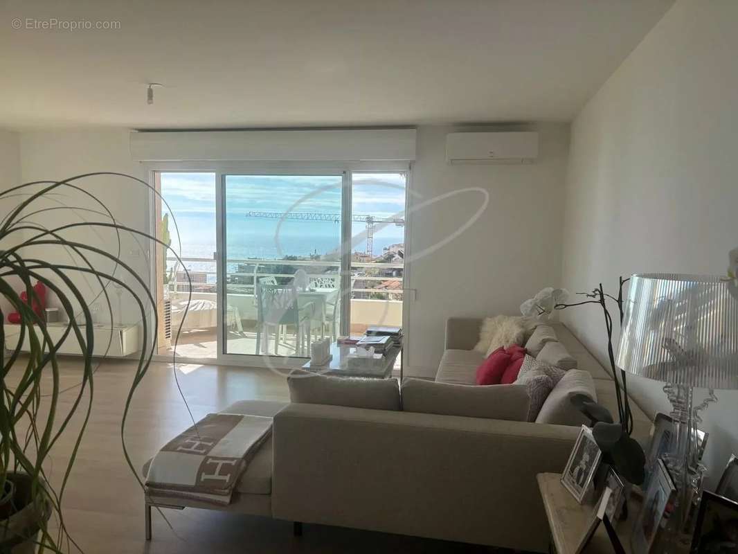 Appartement à BEAUSOLEIL