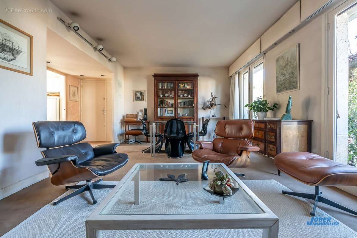 Appartement à NOGENT-SUR-MARNE