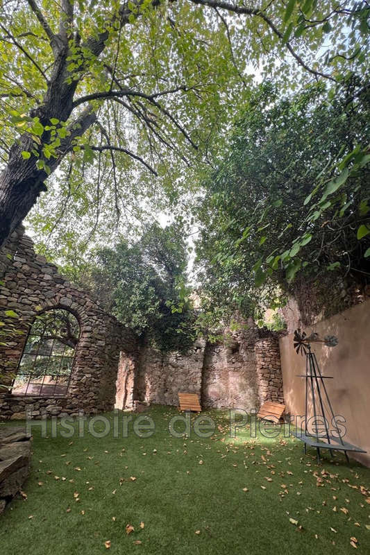 Maison à LA GARDE-FREINET