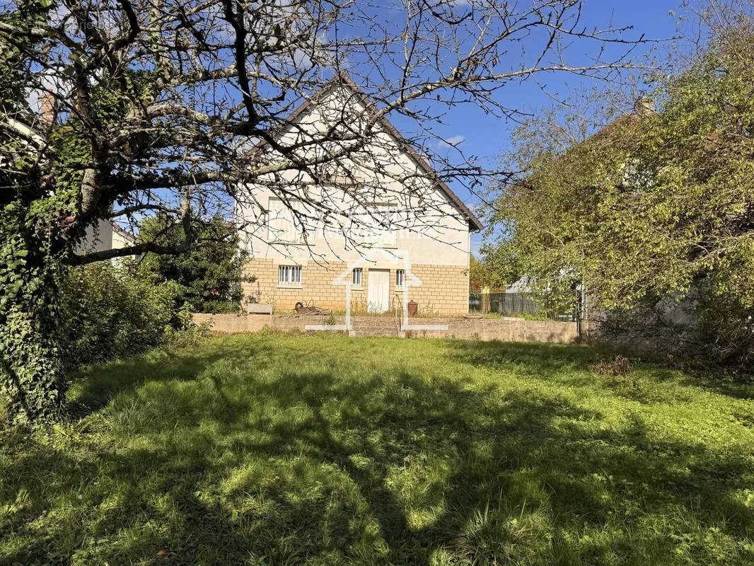 Maison à JOIGNY