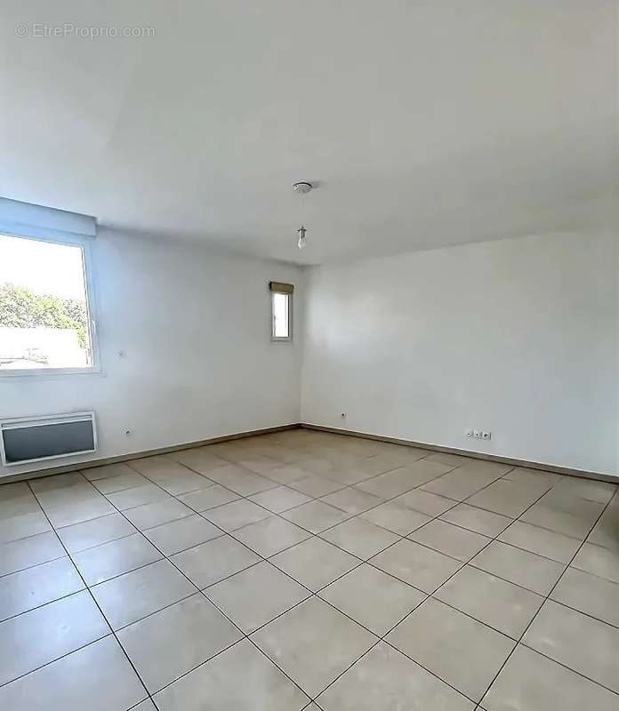 Appartement à MONTELIMAR