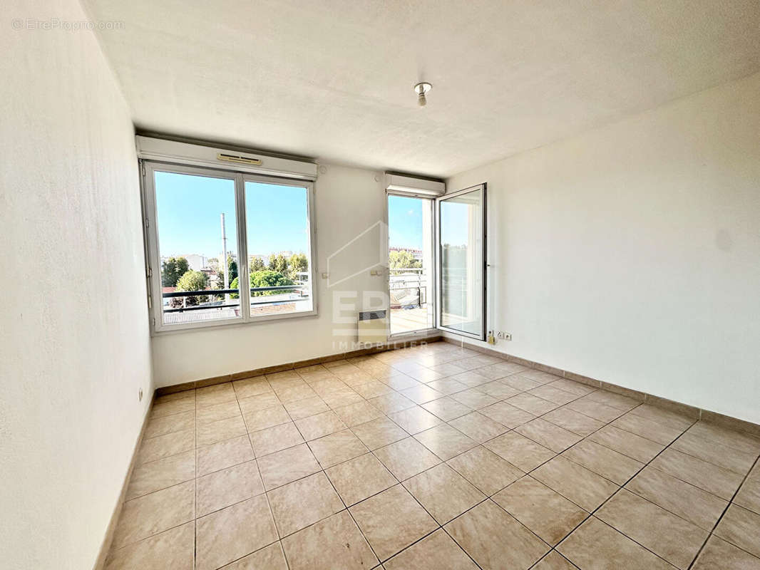 Appartement à MARSEILLE-10E