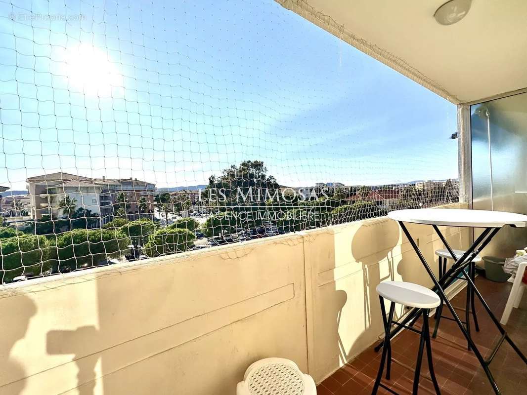 Appartement à FREJUS