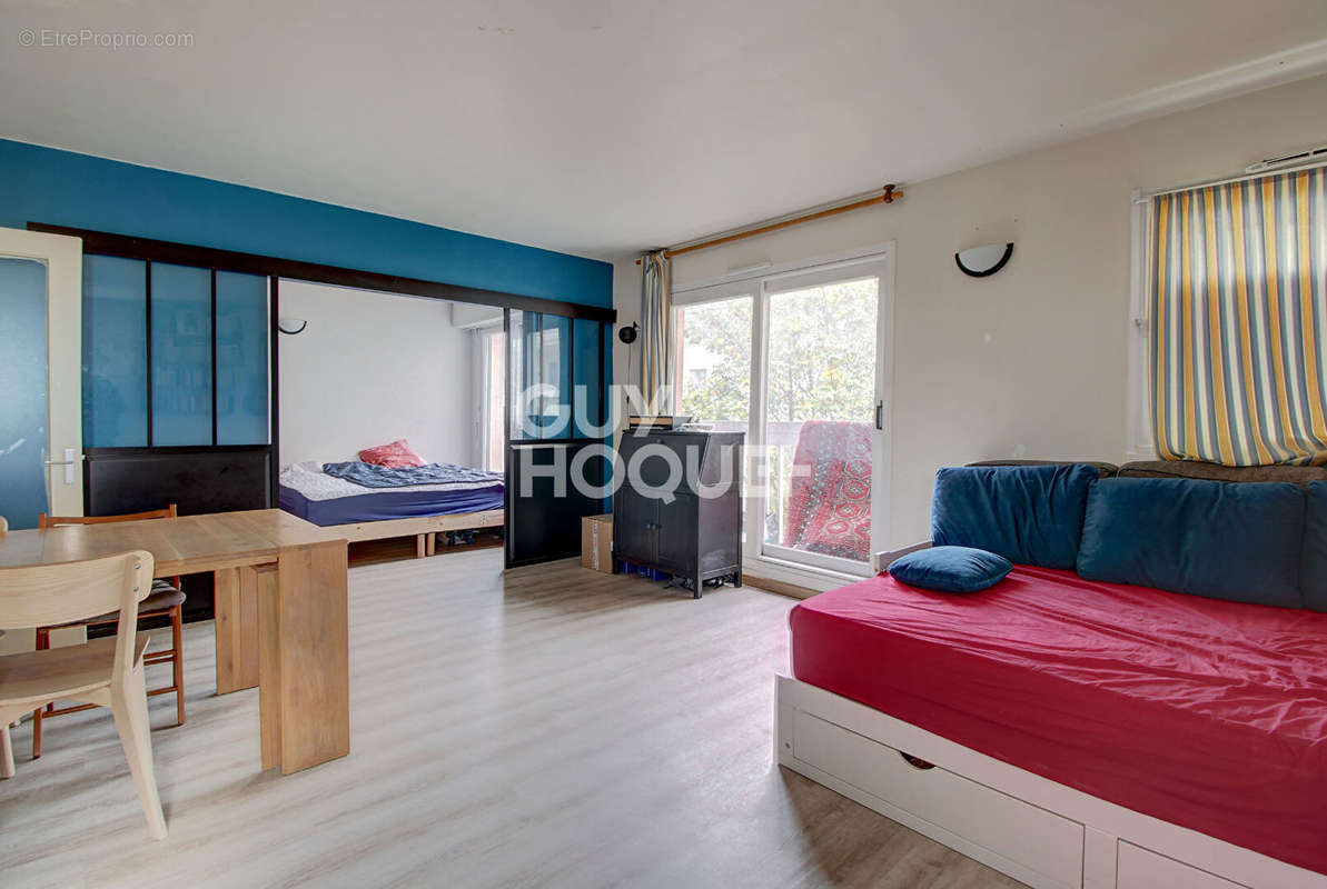 Appartement à PARIS-20E