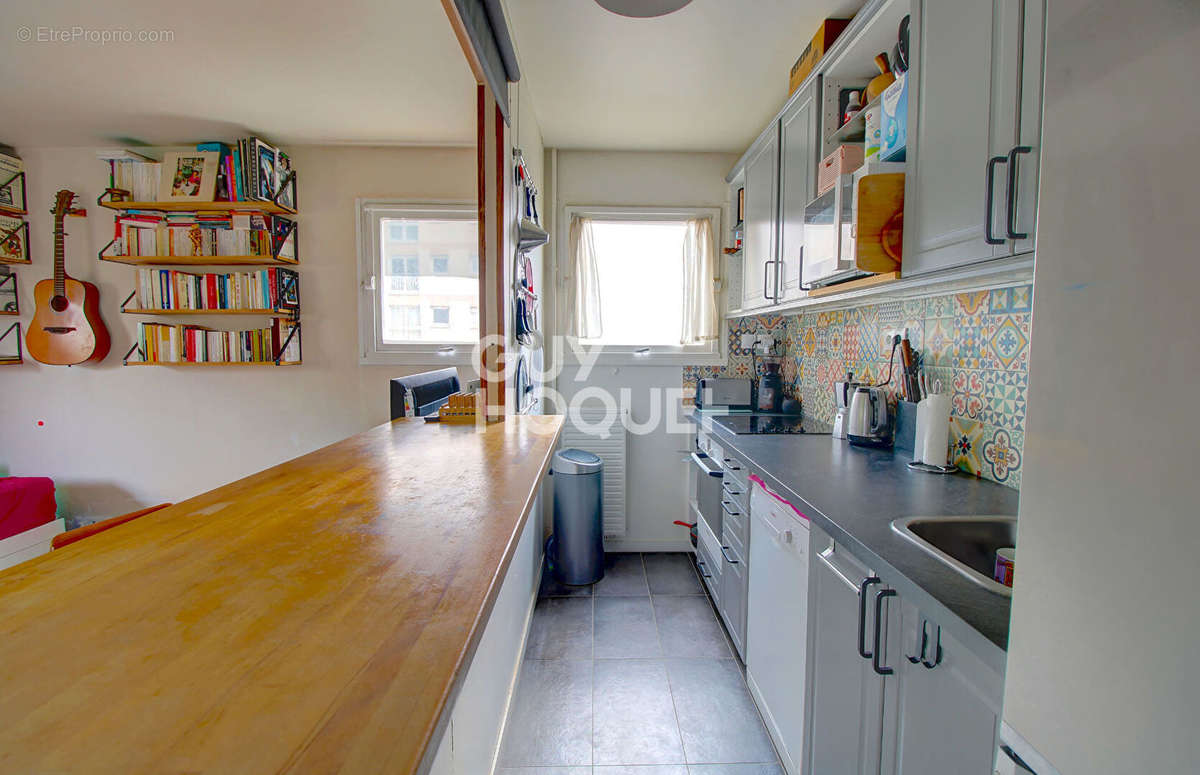 Appartement à PARIS-20E