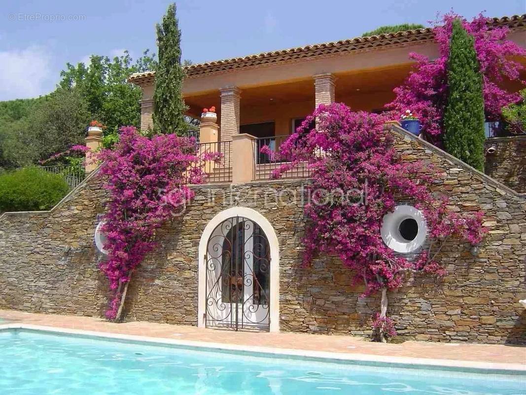 Maison à RAMATUELLE