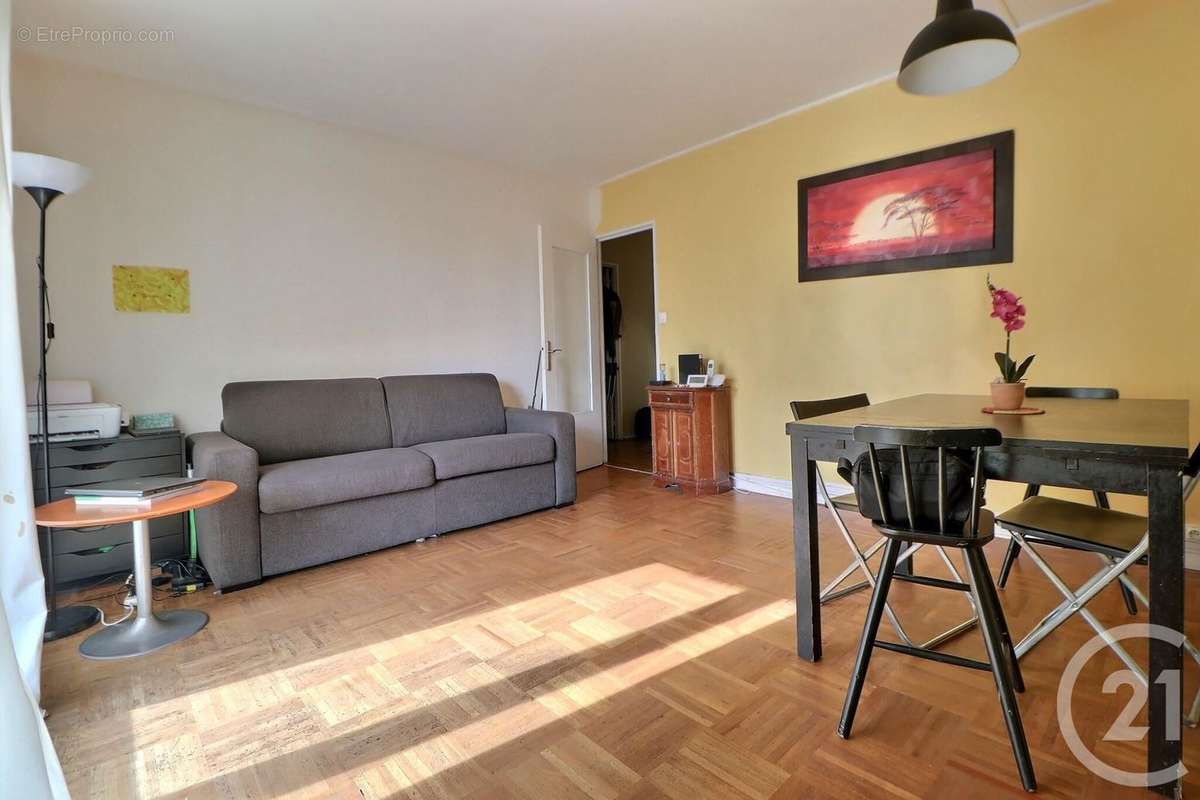 Appartement à AULNAY-SOUS-BOIS