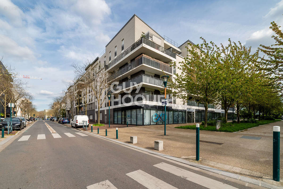 Appartement à GENNEVILLIERS