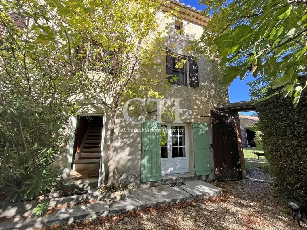 Maison à VAISON-LA-ROMAINE