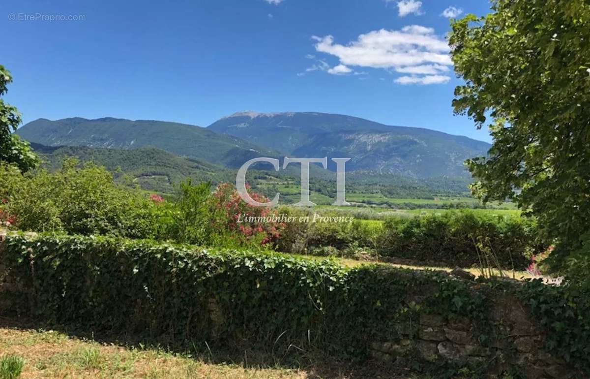 Maison à VAISON-LA-ROMAINE