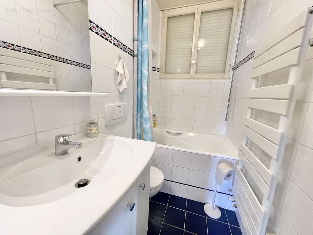 Appartement à ROQUEBRUNE-CAP-MARTIN