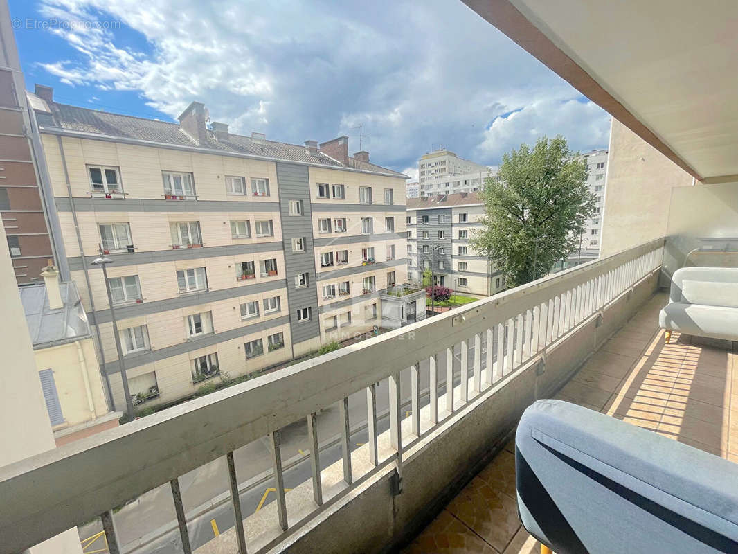 Appartement à PARIS-20E