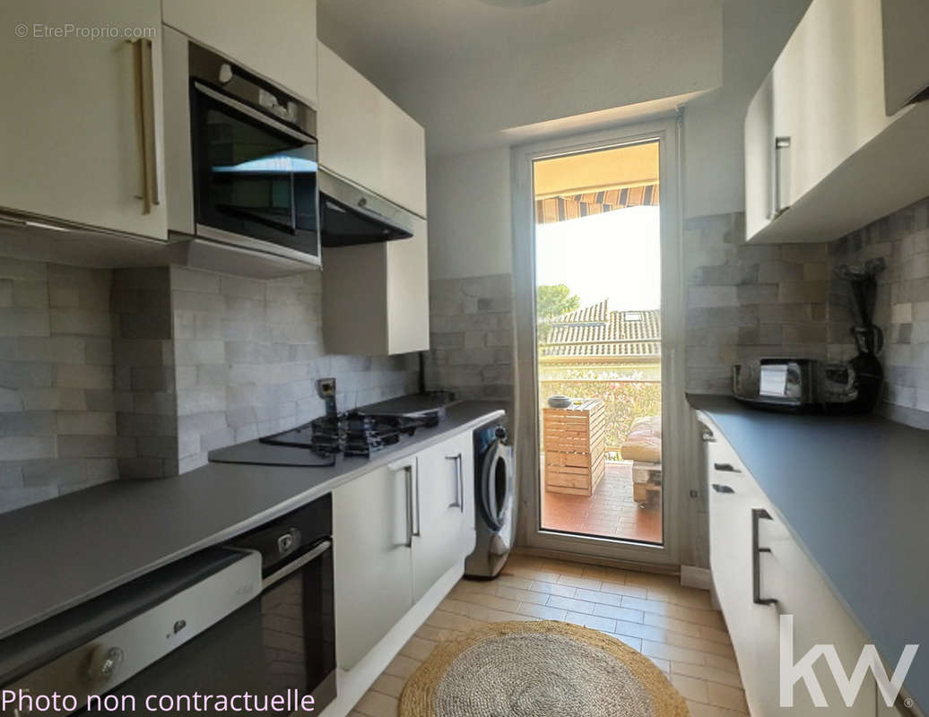 Appartement à MARSEILLE-12E