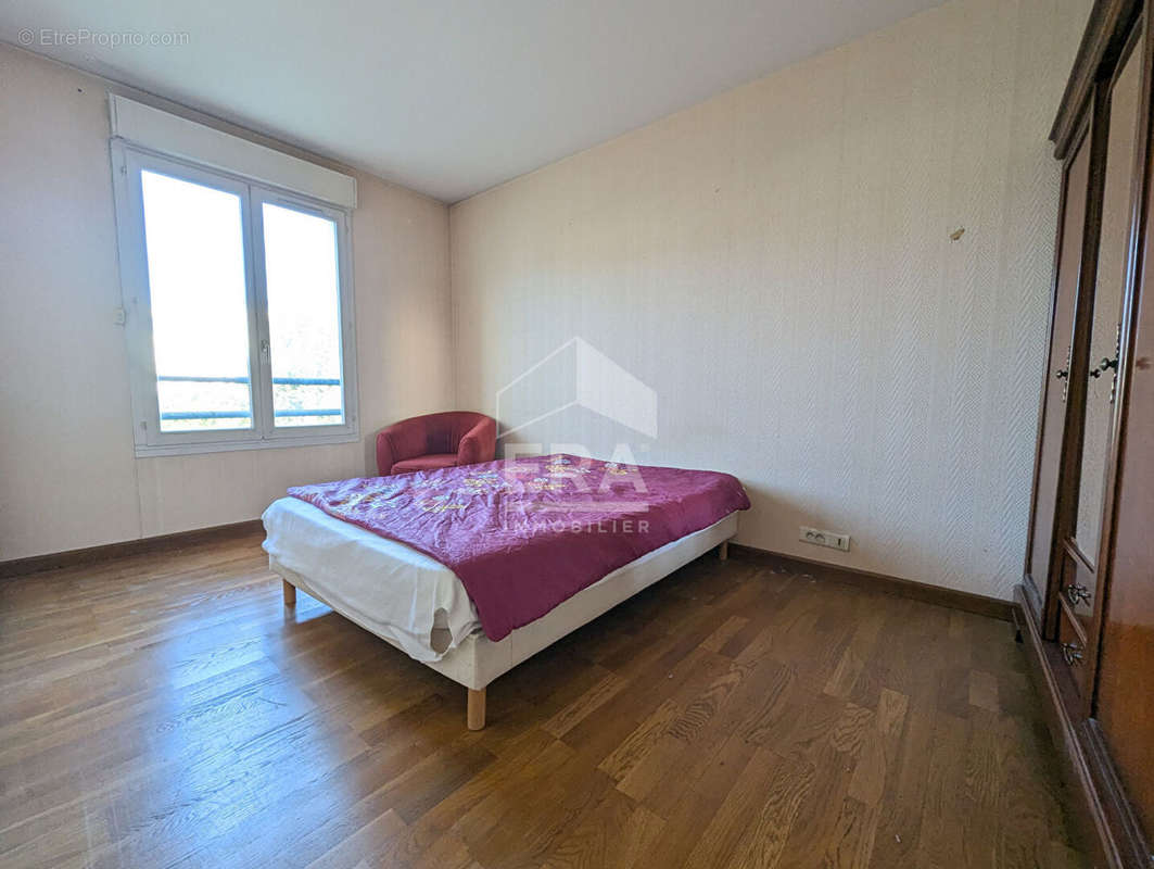 Appartement à LE PLESSIS-TREVISE