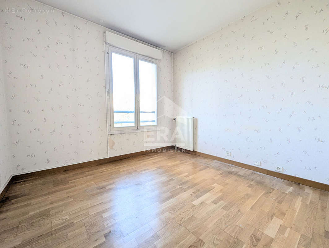 Appartement à LE PLESSIS-TREVISE