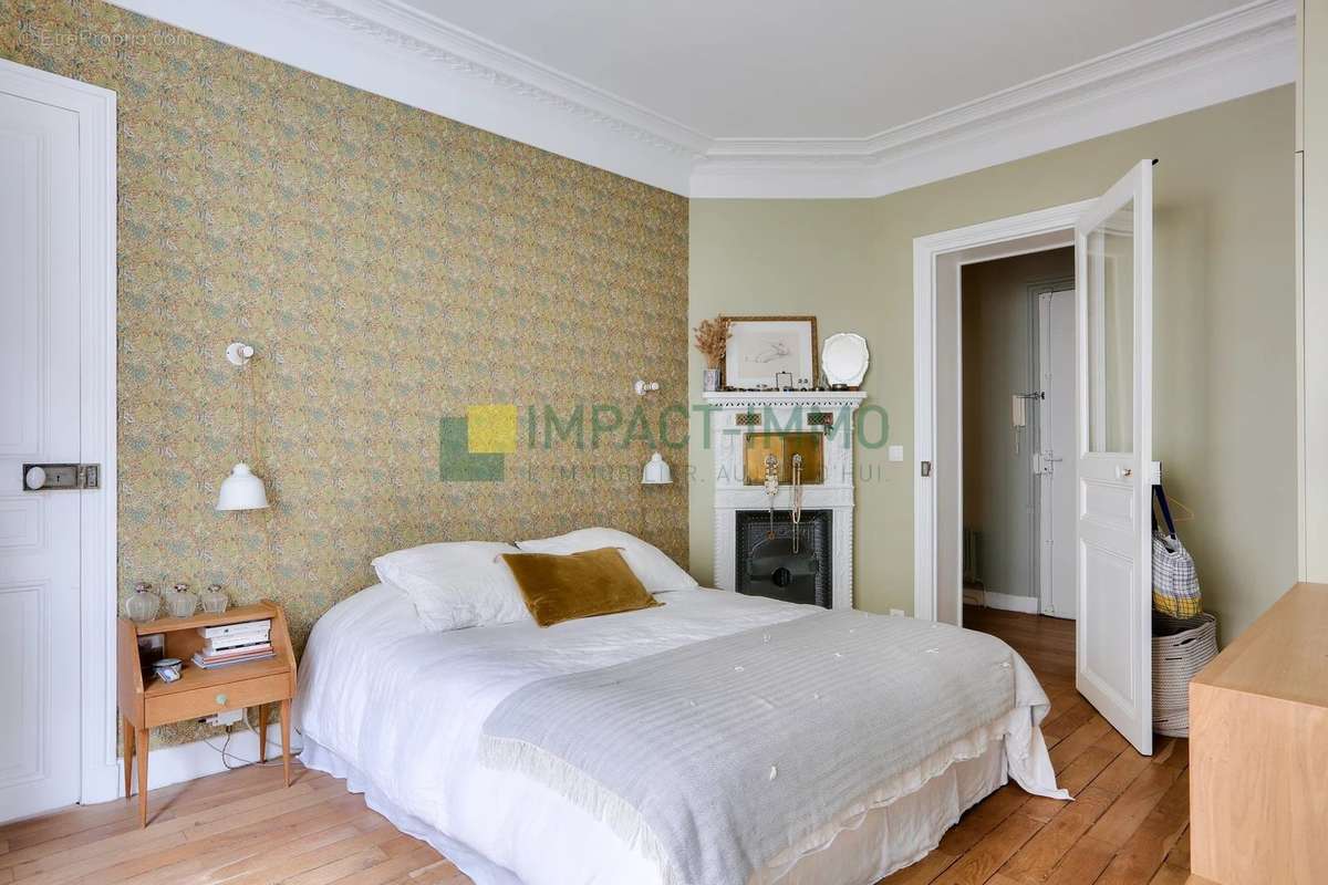 Appartement à PARIS-18E