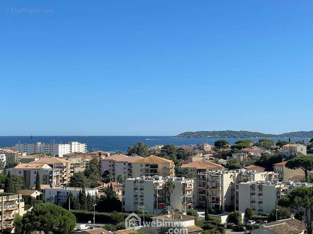 Vue mer Panoramique sur le Golfe de Saint-Tropez - Appartement à SAINTE-MAXIME