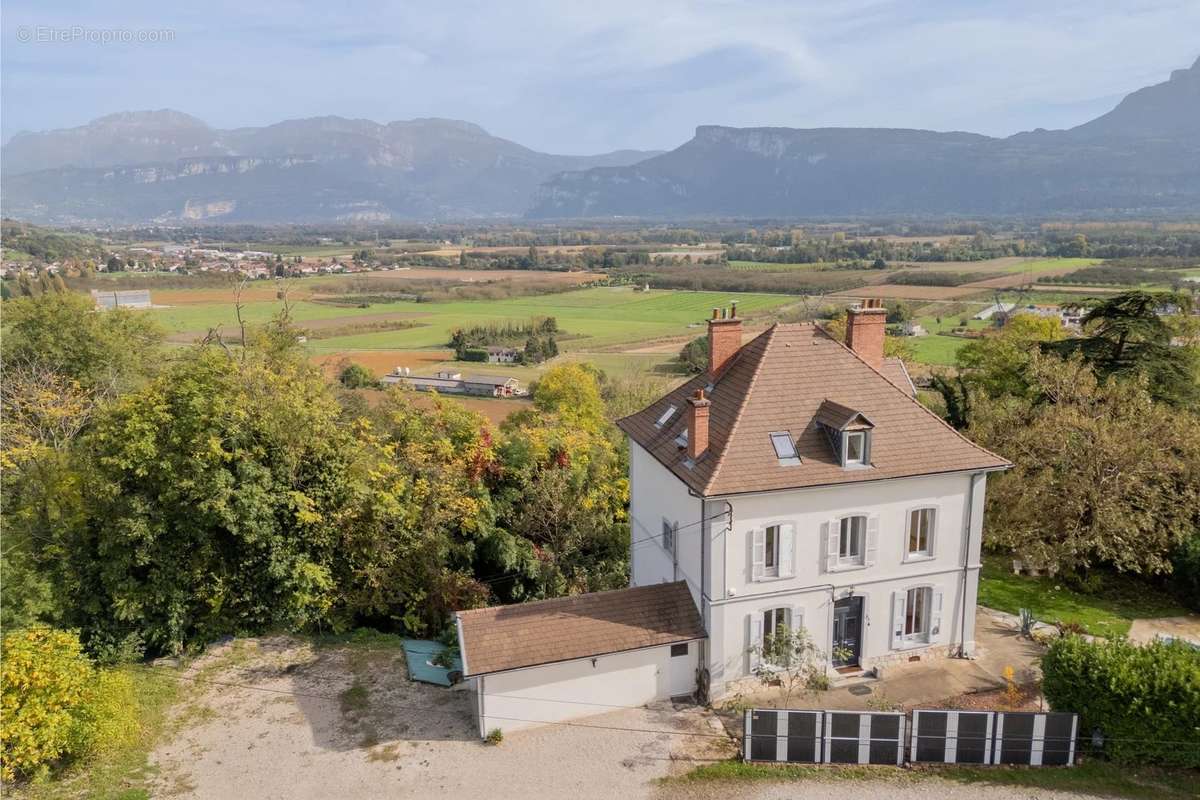 Maison à TULLINS