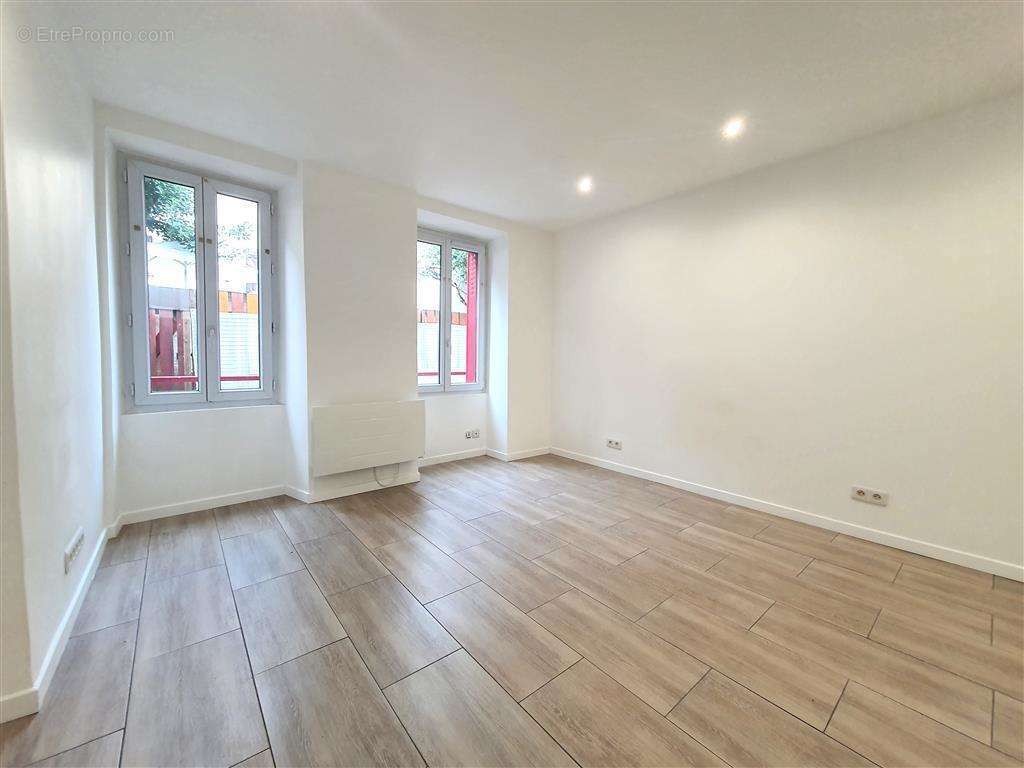 Appartement à CHAMPIGNY-SUR-MARNE