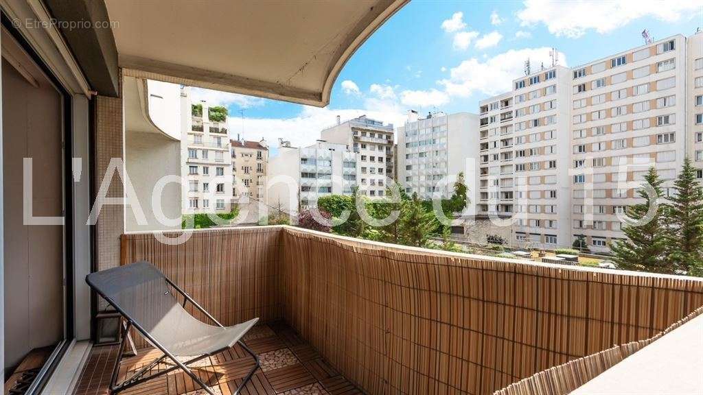 Appartement à PARIS-15E