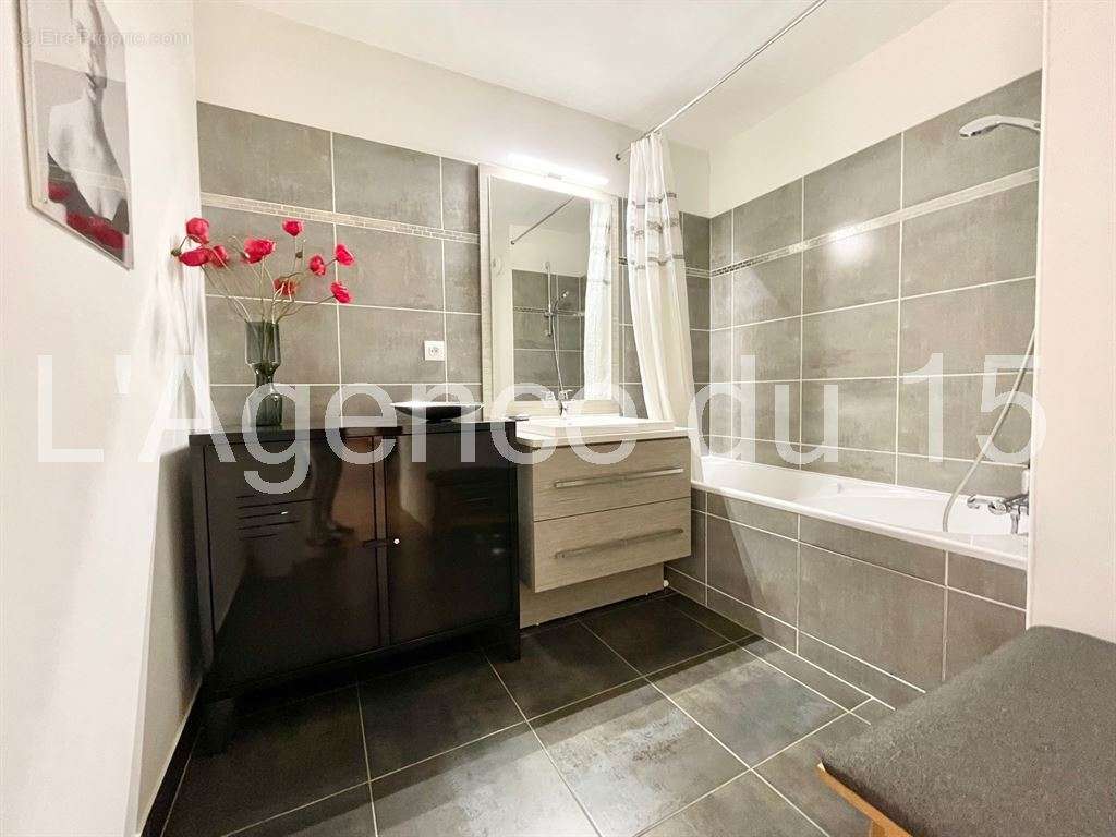 Appartement à ISSY-LES-MOULINEAUX