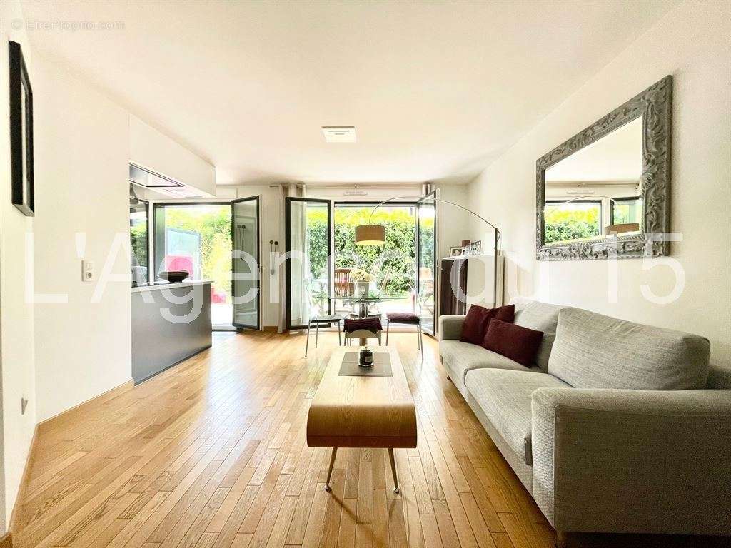 Appartement à ISSY-LES-MOULINEAUX