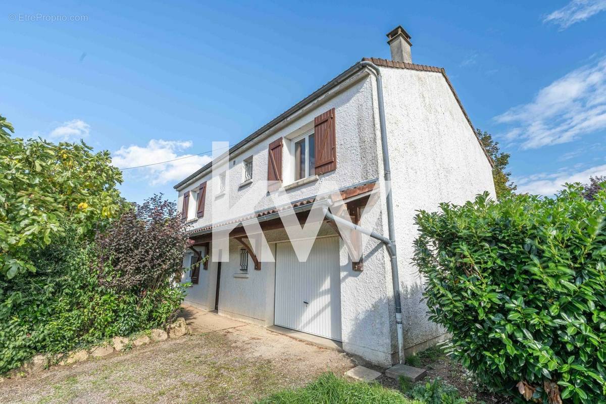 Maison à SAINT-MARTIN-LE-VIEUX