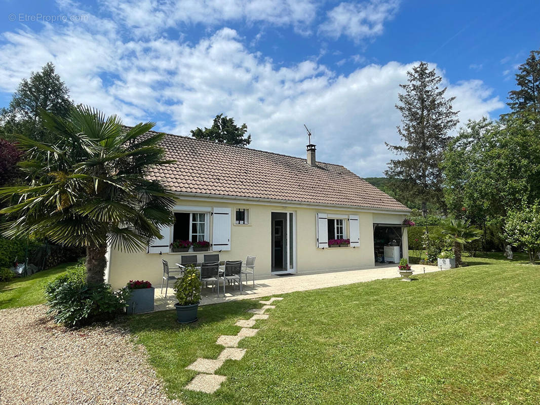 Maison à NOTRE-DAME-DE-L&#039;ISLE