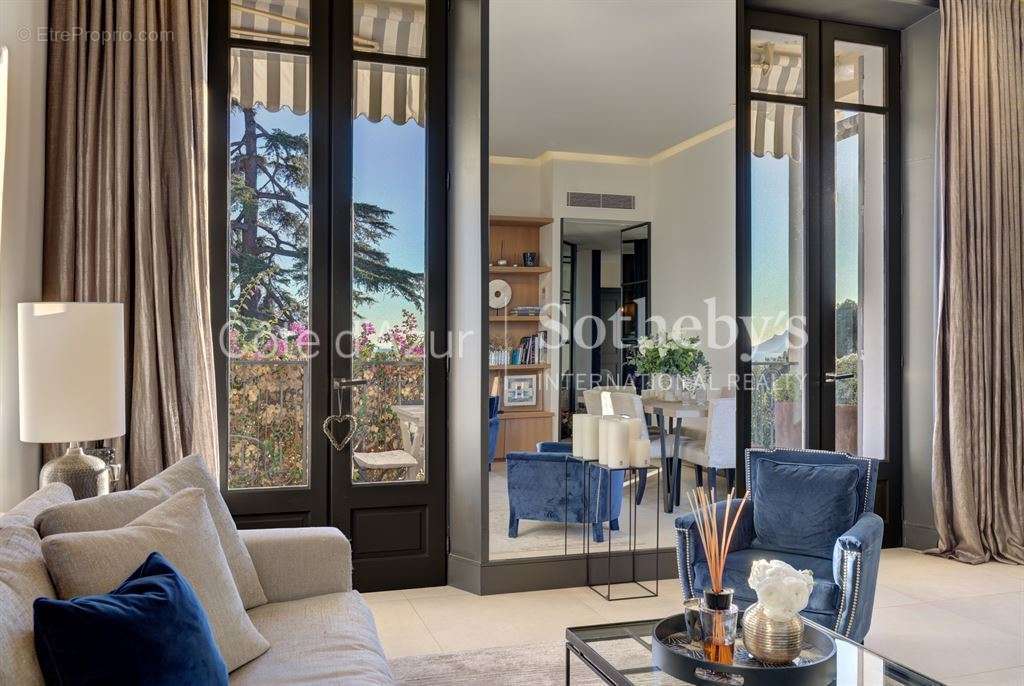 Appartement à CANNES