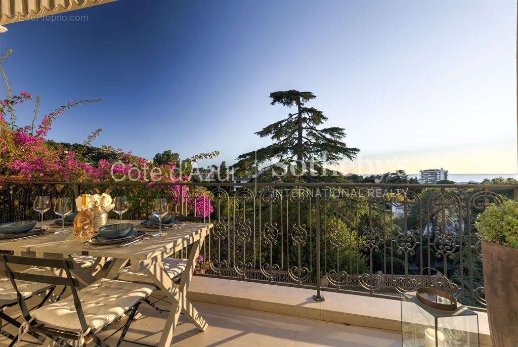 Appartement à CANNES