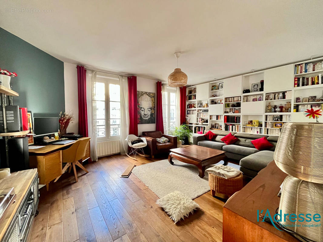 Appartement à PARIS-3E