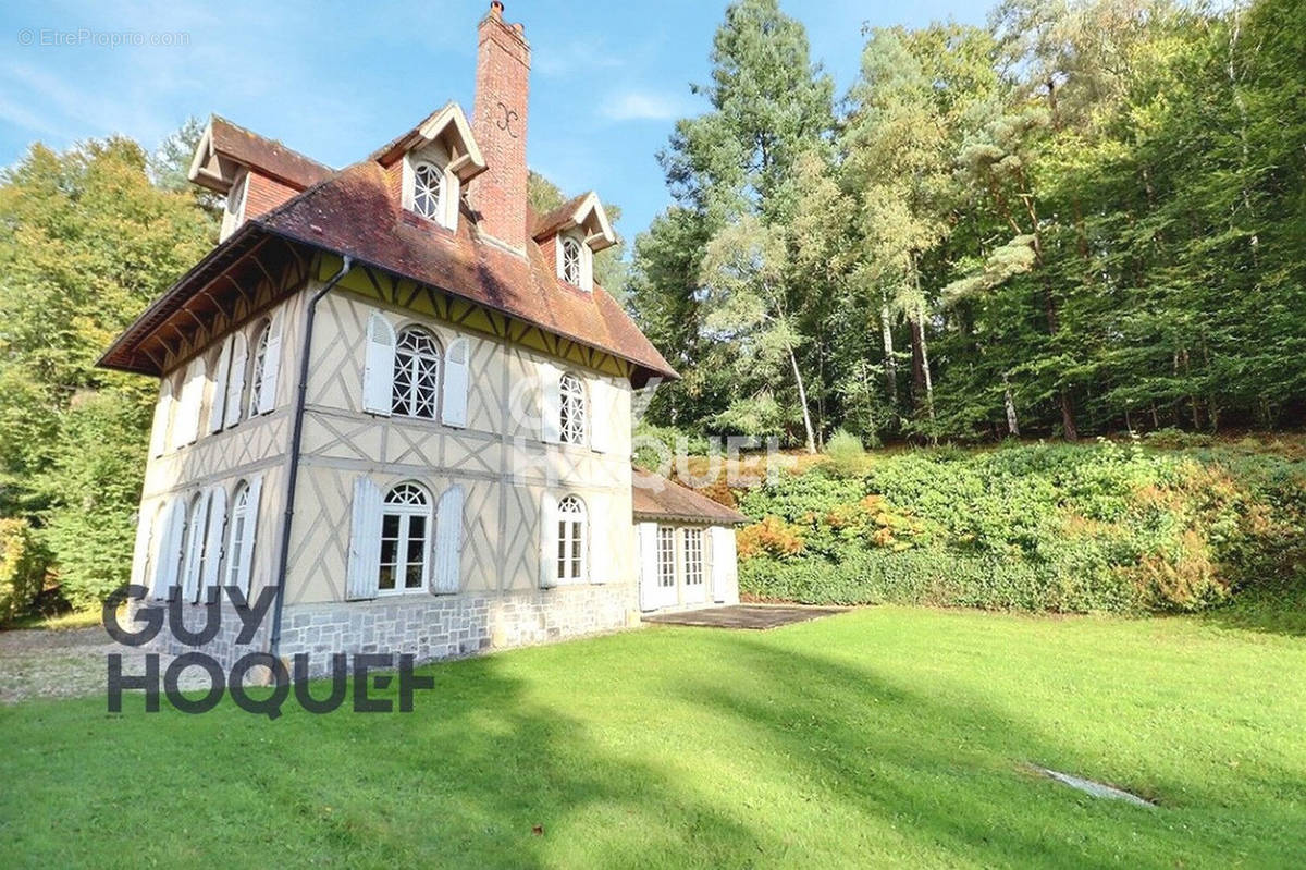 Maison à BERNAY