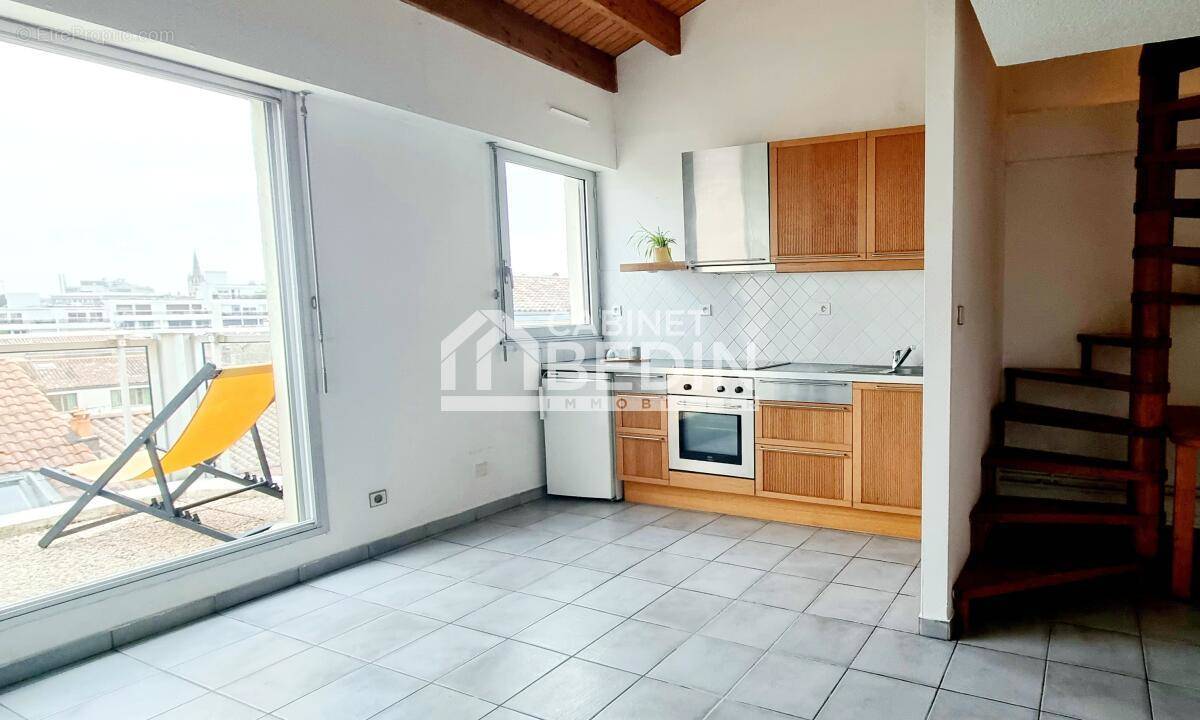 Appartement à BORDEAUX