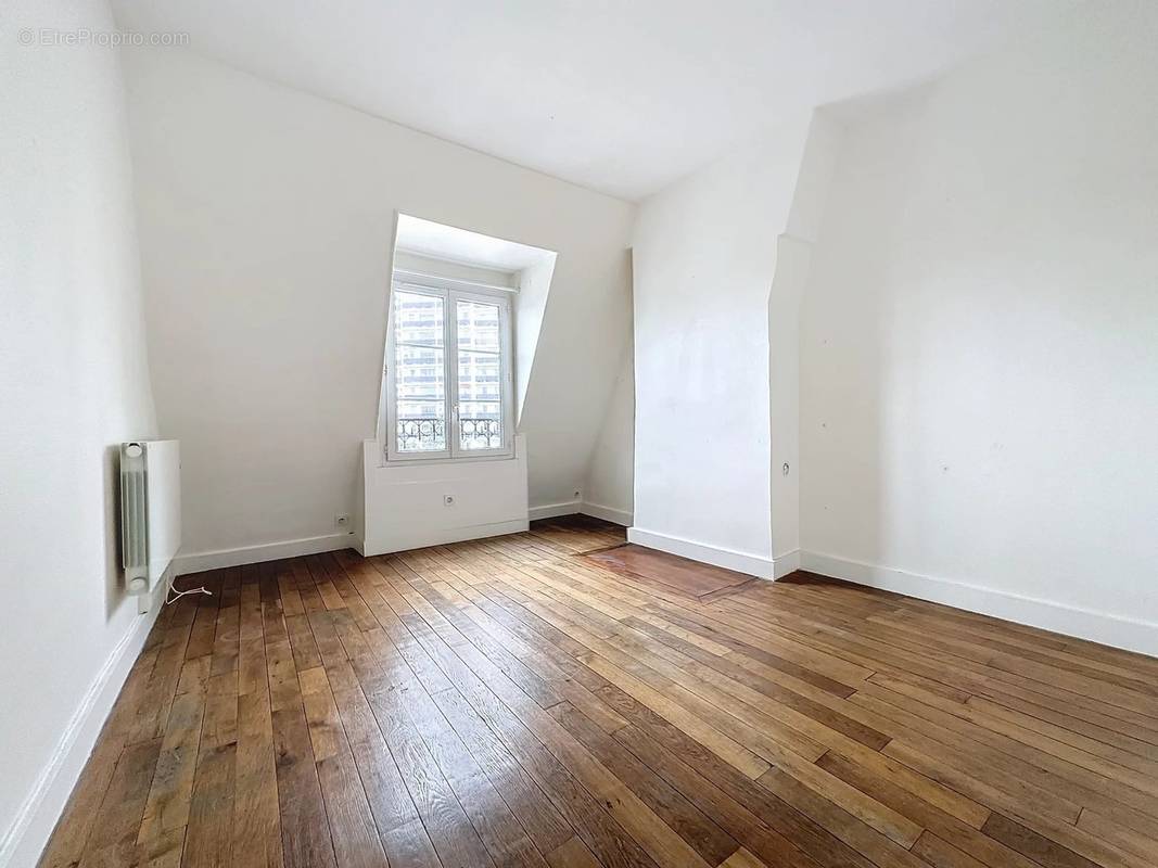 Appartement à PARIS-12E