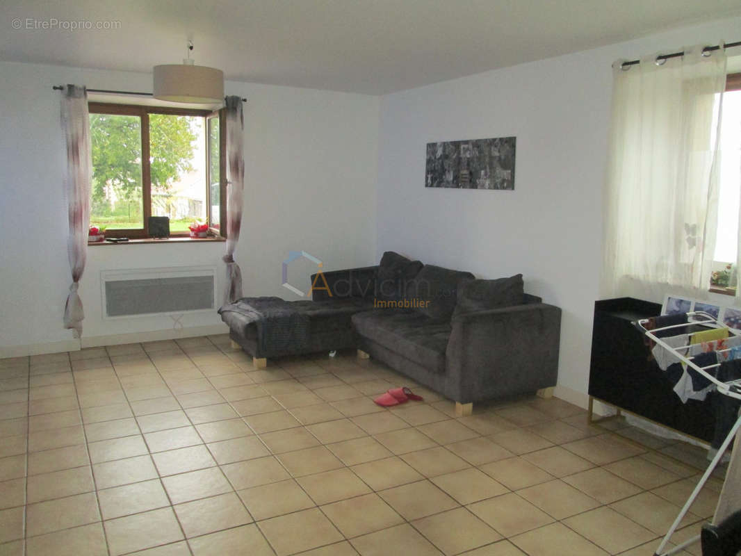 Appartement à LUXEUIL-LES-BAINS