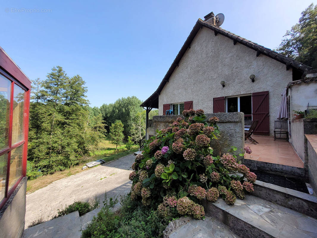 Maison à QUINCAY